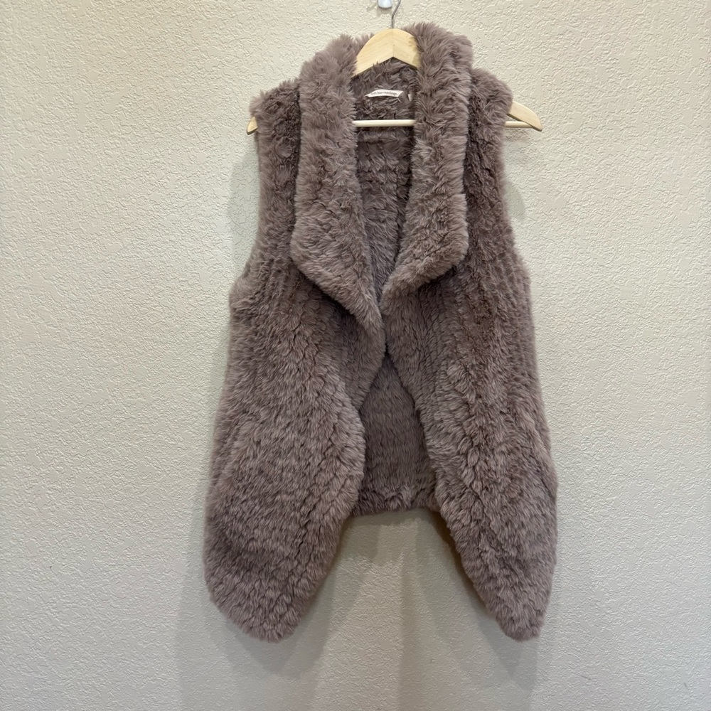 Soft Surroundings Faux Fur Draped Vest in Taupe Size Medium